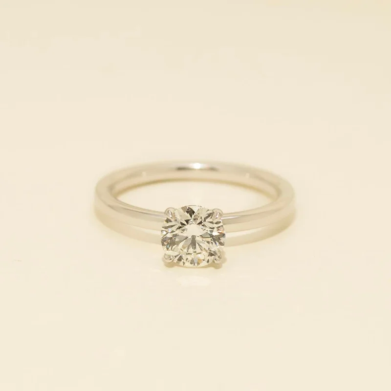 Diamond Solitaire Engagement Ring in 18kt White Gold (1ct)