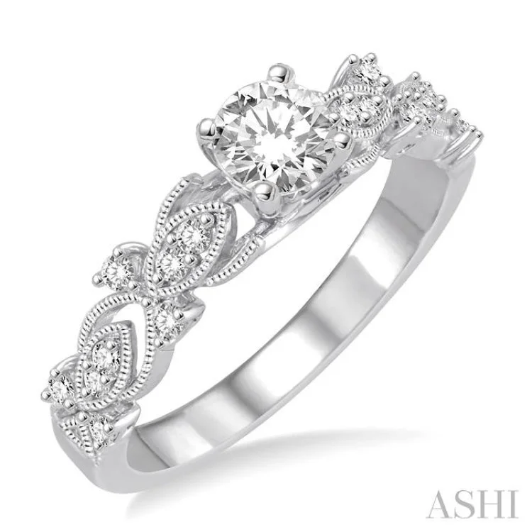 1/2 Ctw Diamond Engagement Ring with 1/4 Ct Round Cut Center Stone in 14K White Gold