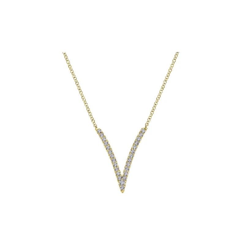 The CLARITA Necklace