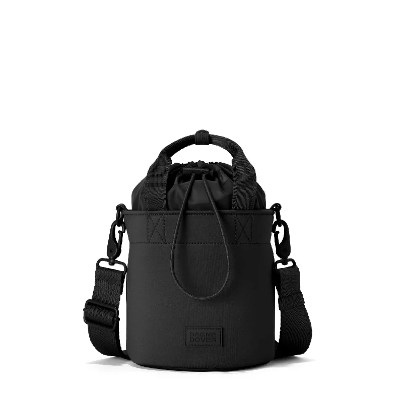 Nico Bucket Bag in Onyx