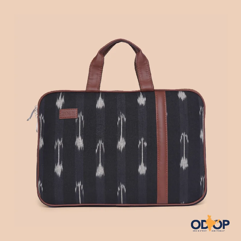 Ikat Arrow Sleek Laptop Sleeve