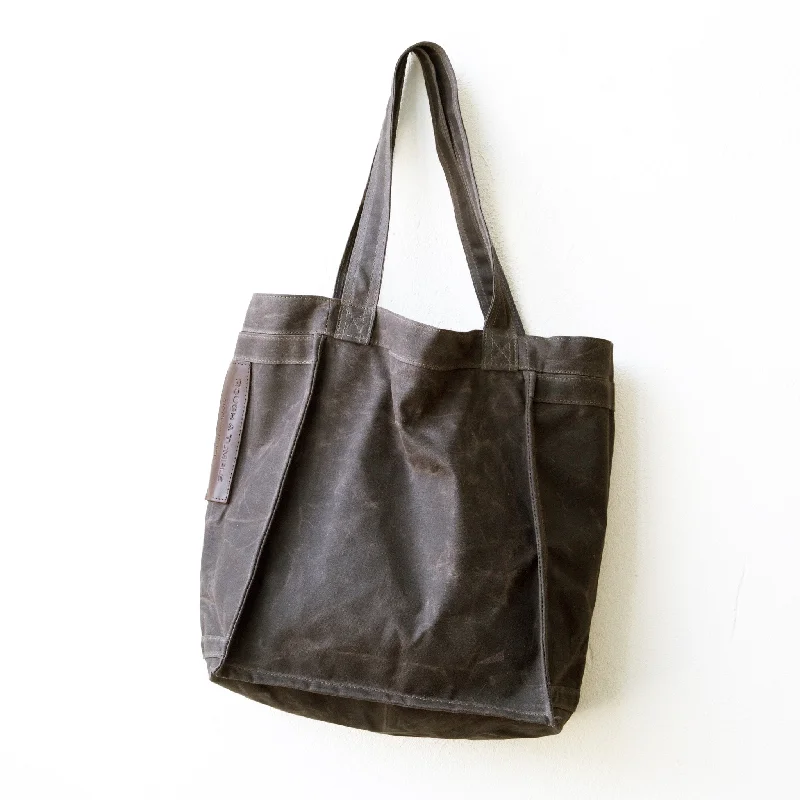 shopper with interior pockets | waxed cotton canvas